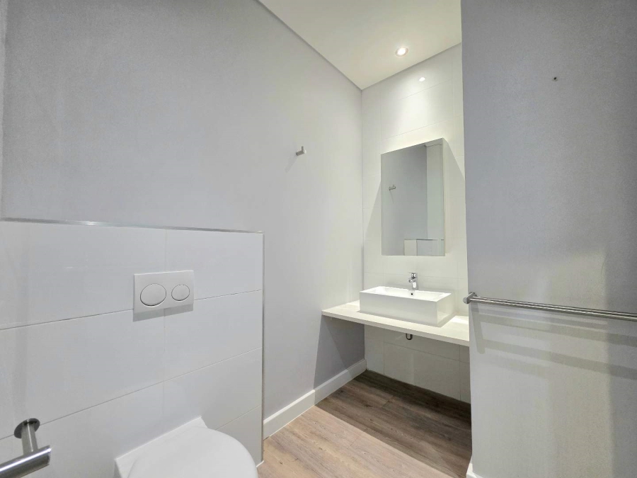 1 Bedroom Property for Sale in Plattekloof Western Cape